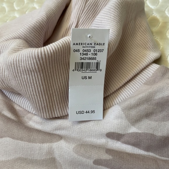 American Eagle Camo Swearshirt - Picture 2 of 3